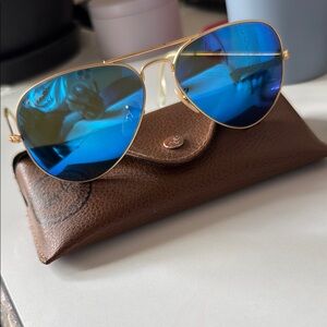 Ray-Ban Gold Aviator Sunglasses with Reflective Blue Lenses